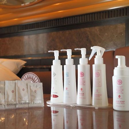 Hotel Fine Garden Juso (Adults Only) Осака Екстериор снимка